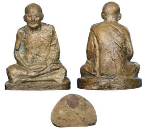 หลวงพ่อชุ่ม วัดราชคาม จ.ราชบุรี (รูปหล่อใหญ่ พ.ศ.2497)